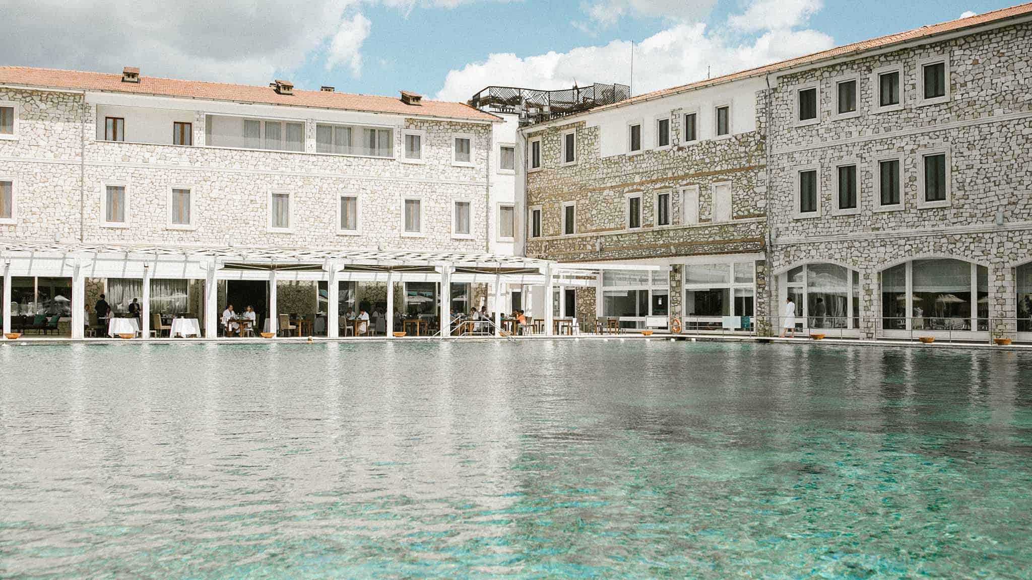 Resort--sorgente-1